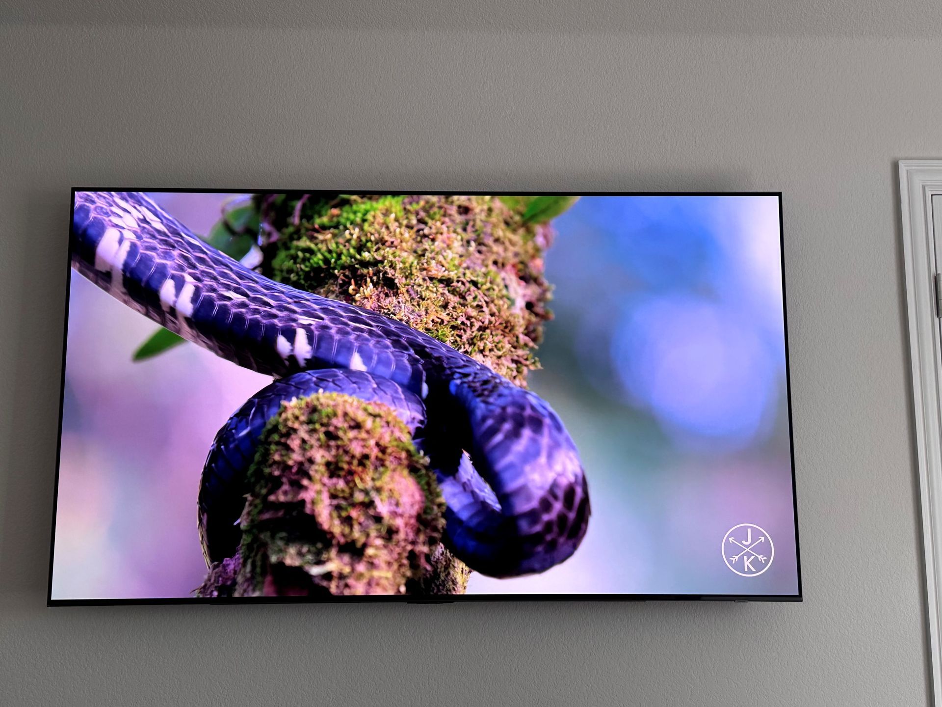 LED TV Mount Installation  - DFW, TX - TechOne Solutions 