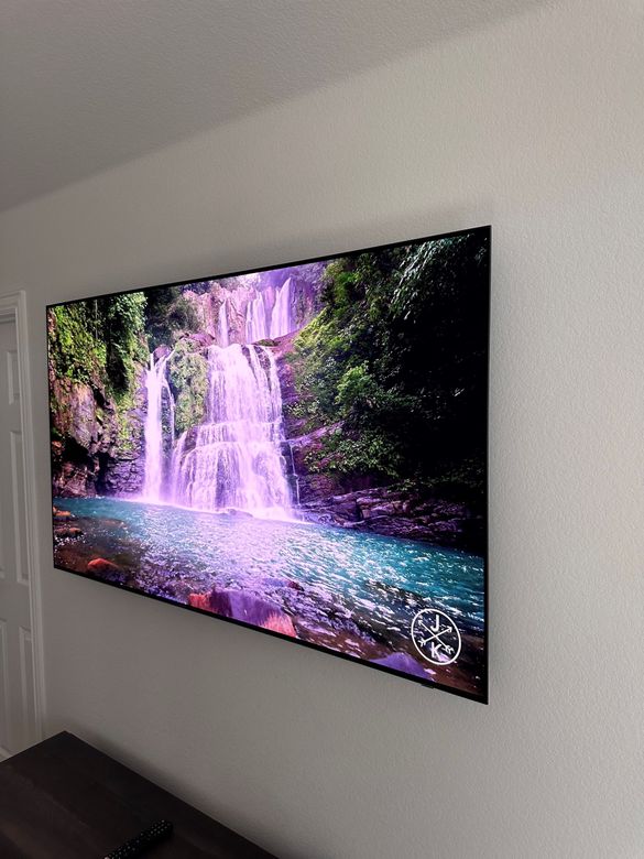 Mounted LED TV - DFW, TX - TechOne Solutions Mounted LED TV - DFW, TX - TechOne Solutions