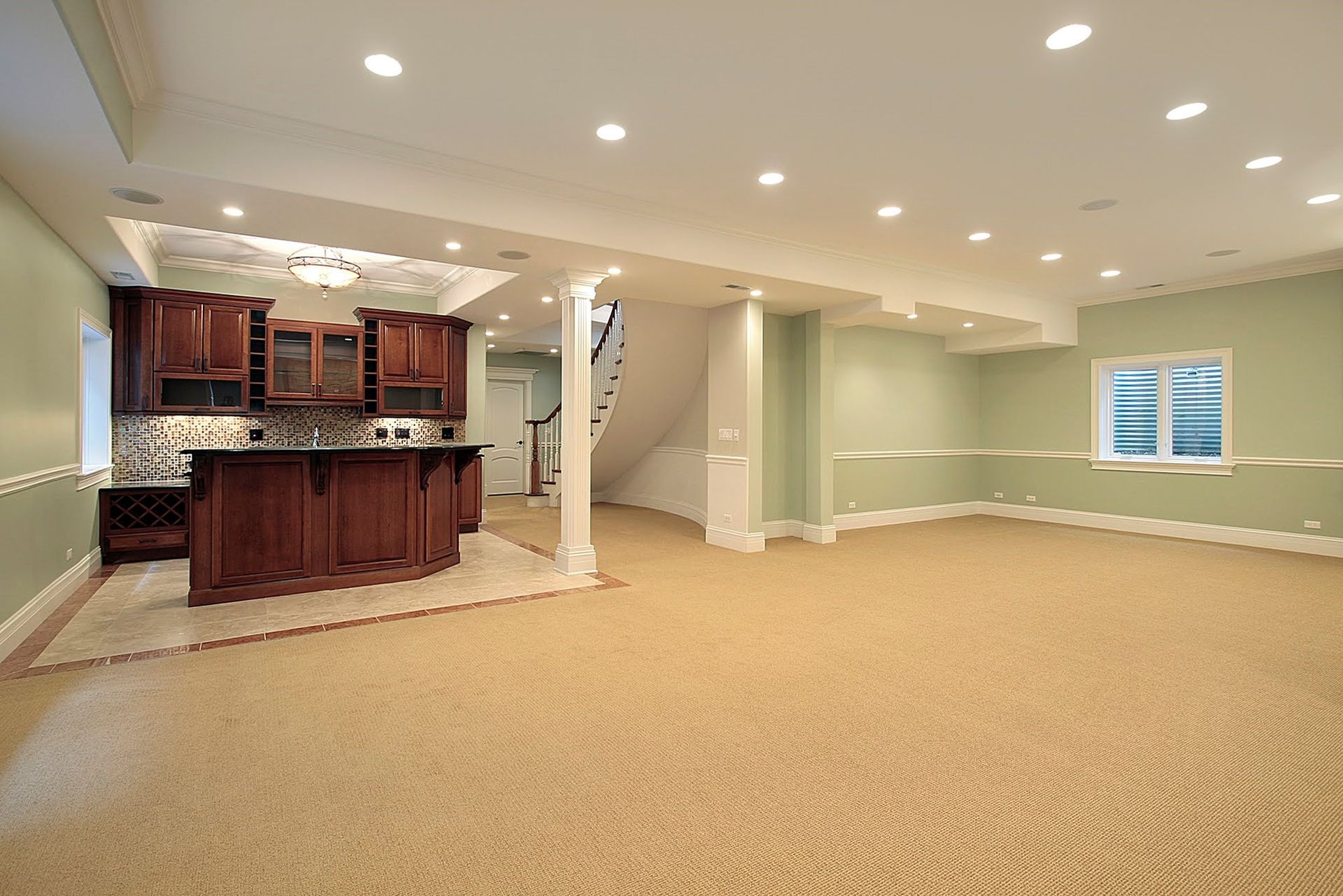 Empty Modern Living Room — Papillion, NE— Siefken Contracting