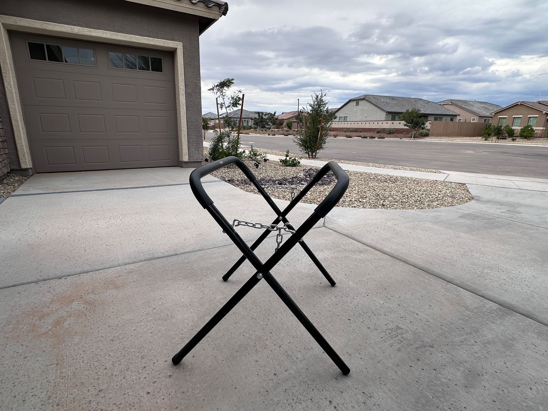 Burco WIndshield Stand