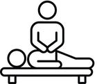 Lijntekening van een massagetherapeut die een cliënt masseert die op een massagetafel ligt.