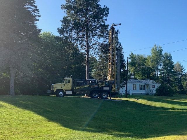 Well drilling techniques using rotary drilling machines.