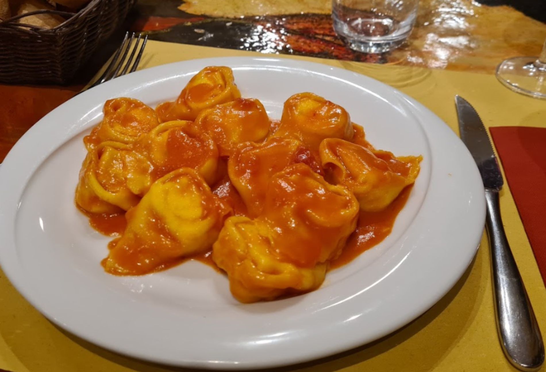 tortellini with sauce