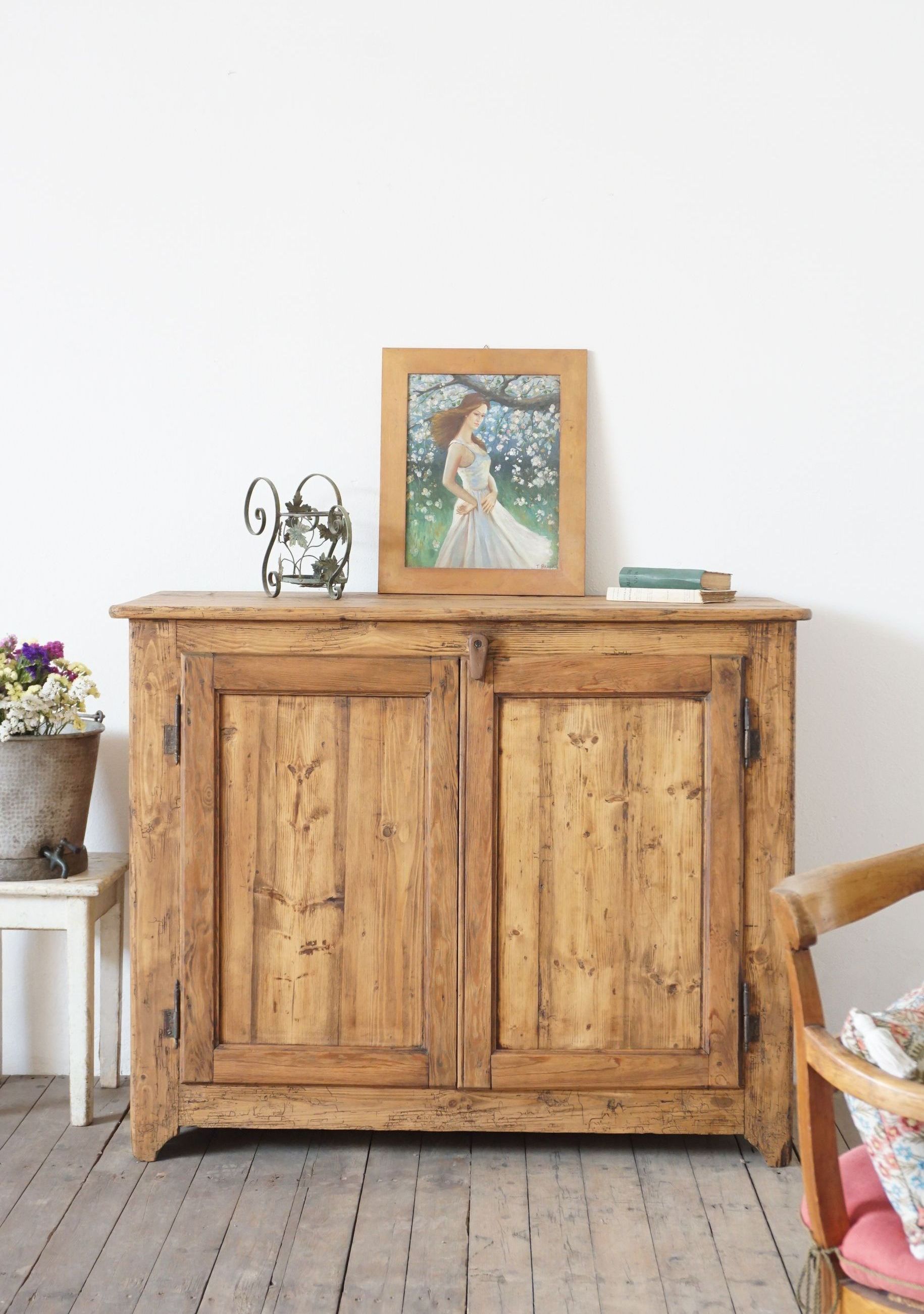 Credenza contadina
