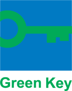 Logotipo da Green Key em fundo azul com o texto “Green Key”