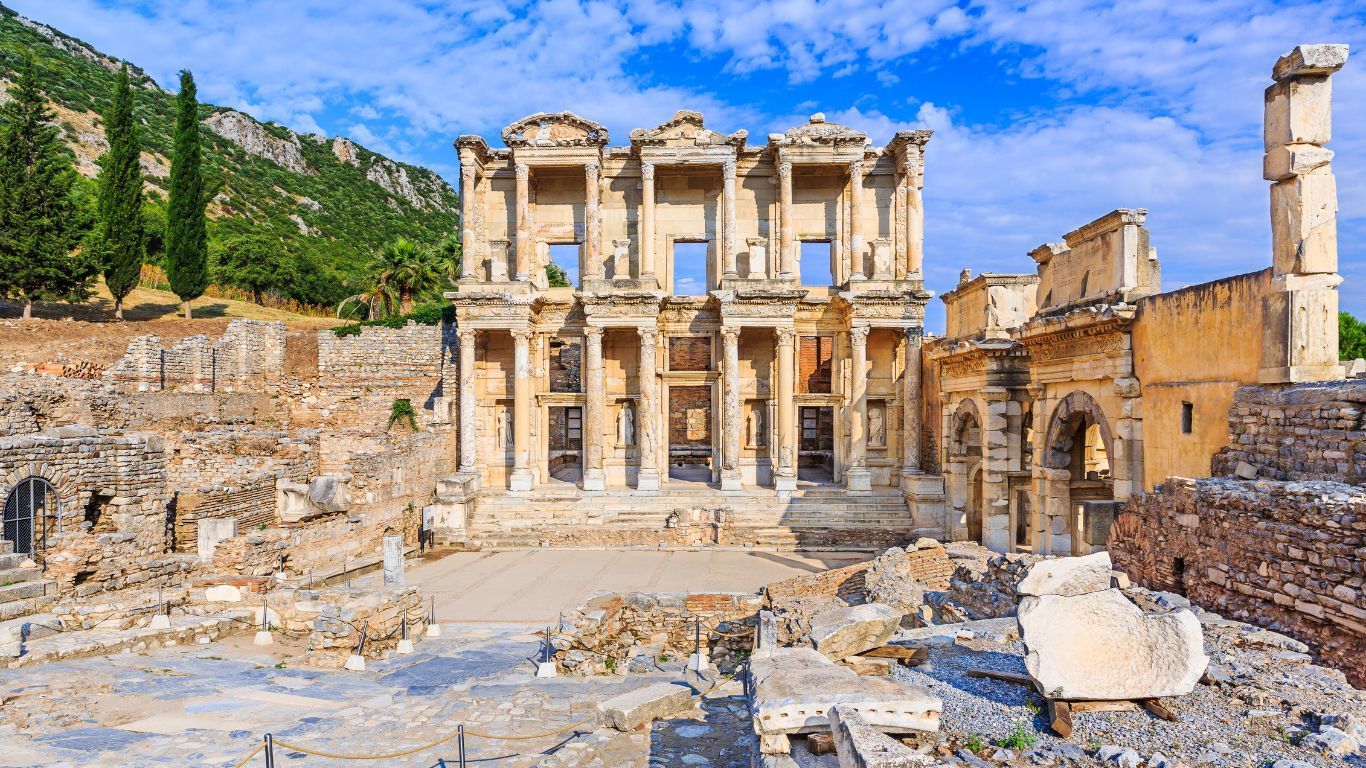 ruins 
