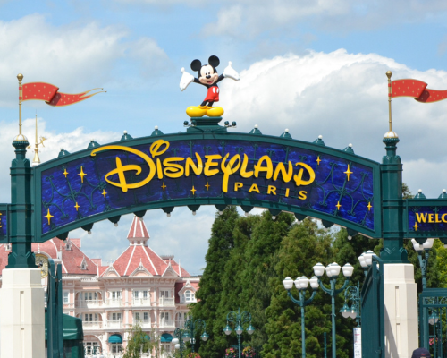 4 Days Disneyland Paris , Christmas Season 2026- Disney Hotel Santa Fe