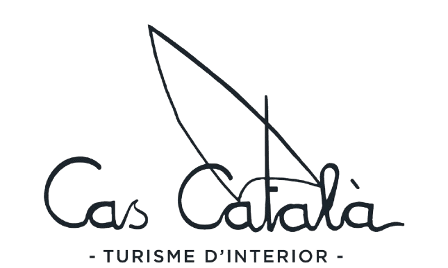 Un logotipo en blanco y negro para Cas Catalana Turismo de Interior