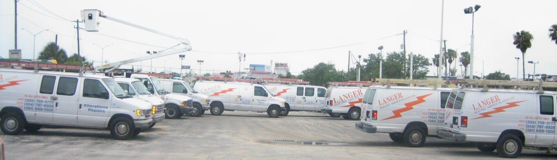 Service Trucks — Fort Lauderdale, FL — Langer Electric Service Co. Service Trucks — Fort Lauderdale, FL — Langer Electric Service Co.