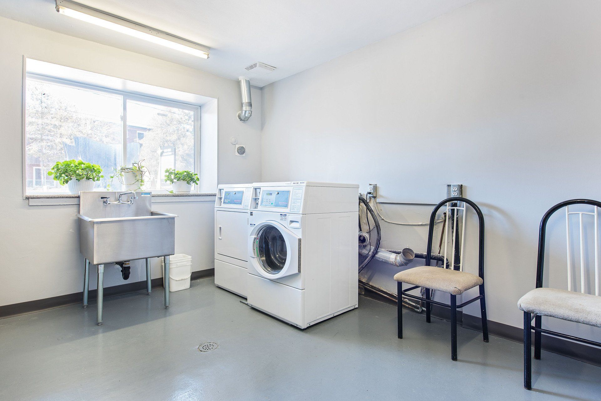 Apartment Gallery 16191625 Dufferin St Whitby ON L1N 1B3