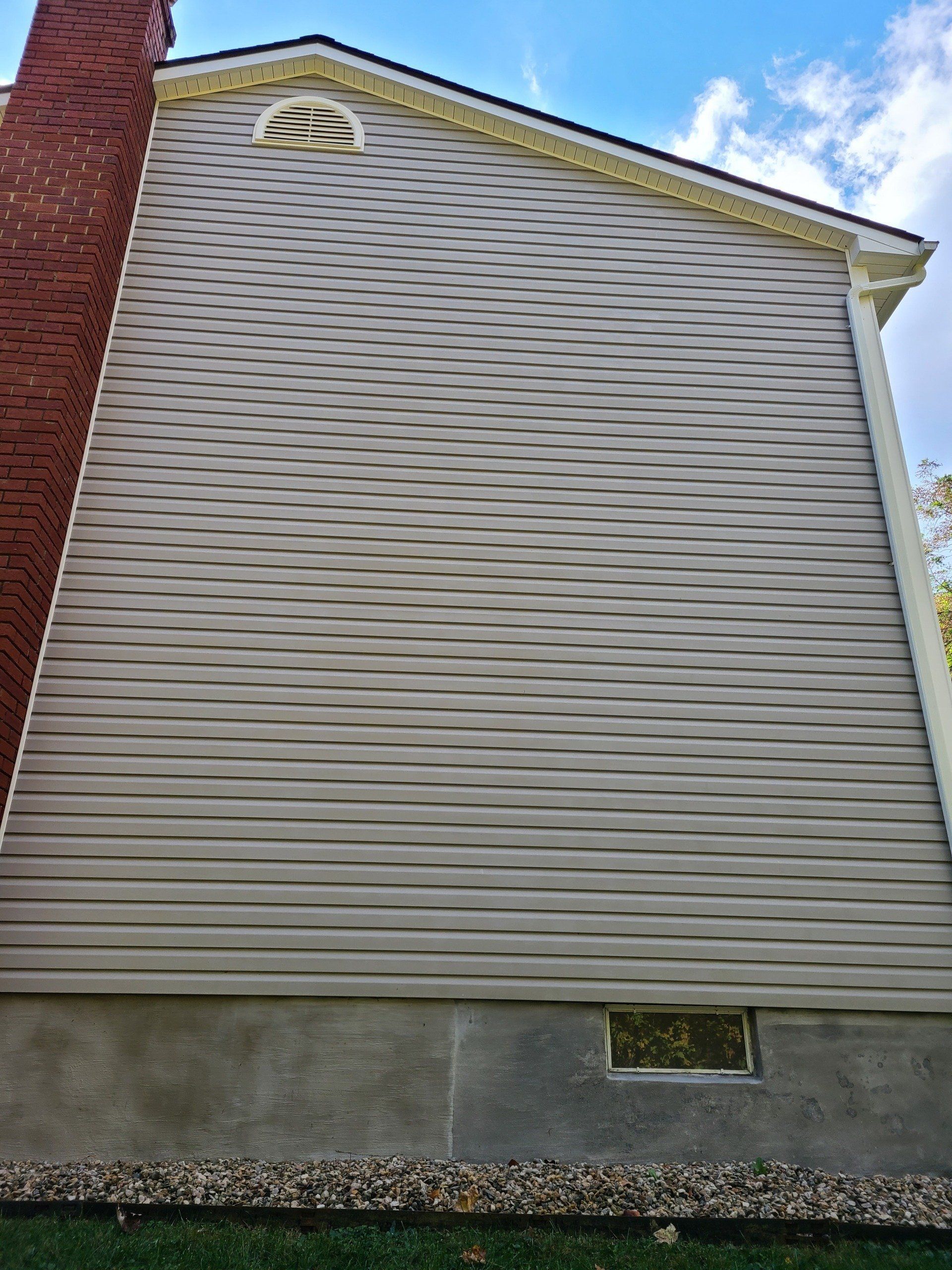 House Siding Without Moss