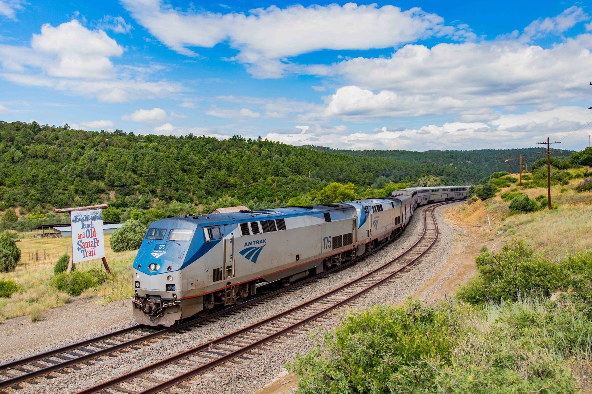 ROCKY MOUNTAINS VIA RAILWAY