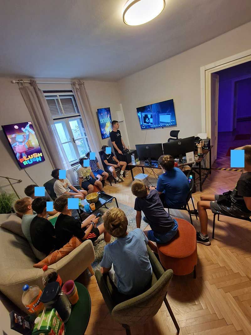 Lobby VR Zvrk rođendan igraonica Zagreb VR Zvrk Rođendan igraonica u centru Zagreba u Gundulićevoj ulici 43