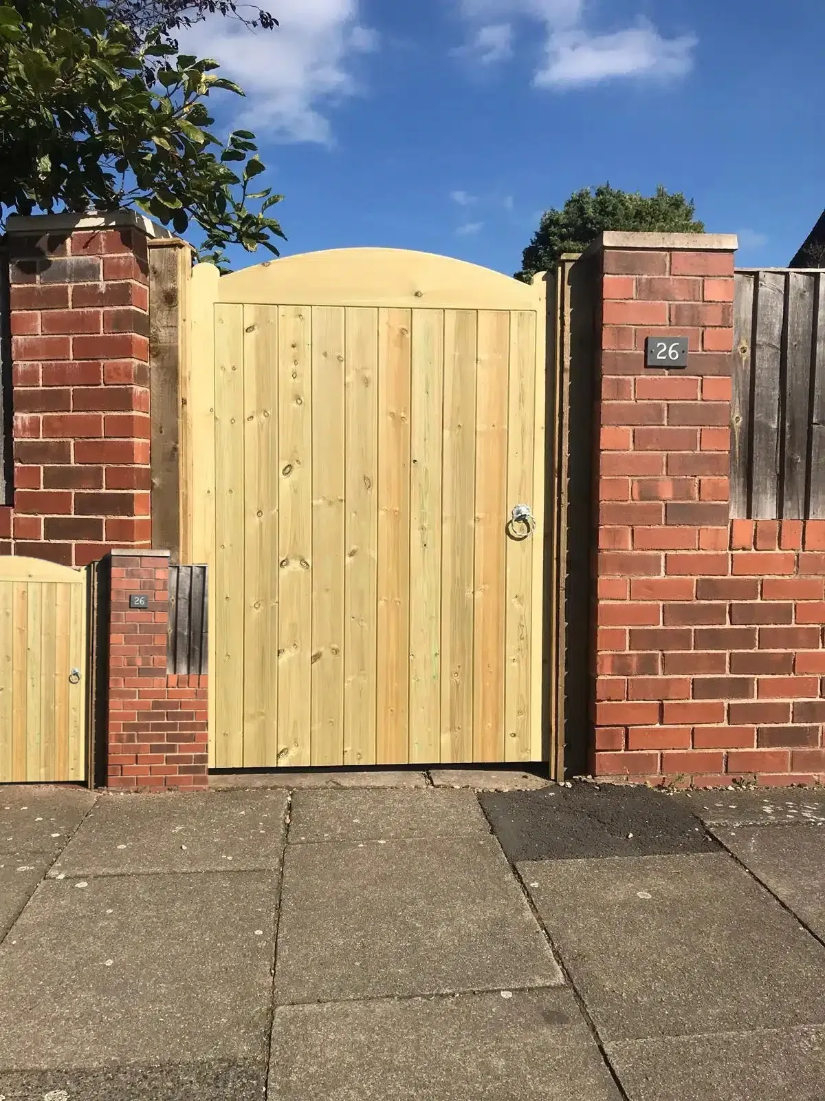 Yorkshire Timber Gates - Driveway Gates and Garden Gates in Harrogate, Ripon, Wetherby