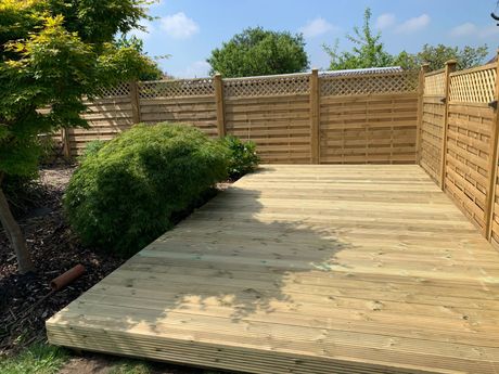 Harrogate Premier Fencing Fence - Repair and Installation Decking