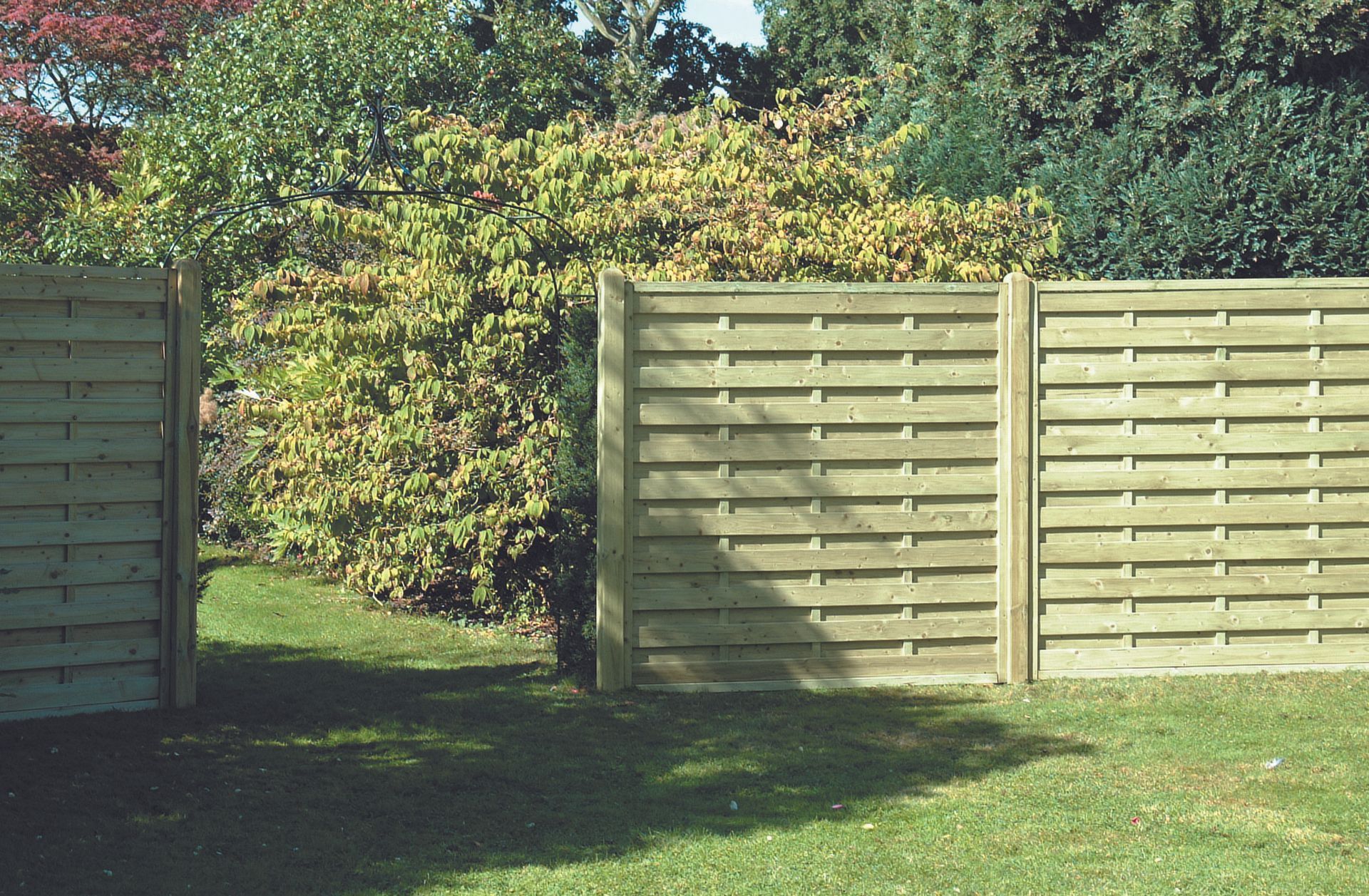 Square Horizontal - Harrogate Premier Fencing - fence repair