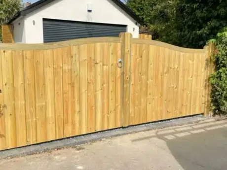 Harrogate Premier Fencing - Fence Repair and Installation Gates