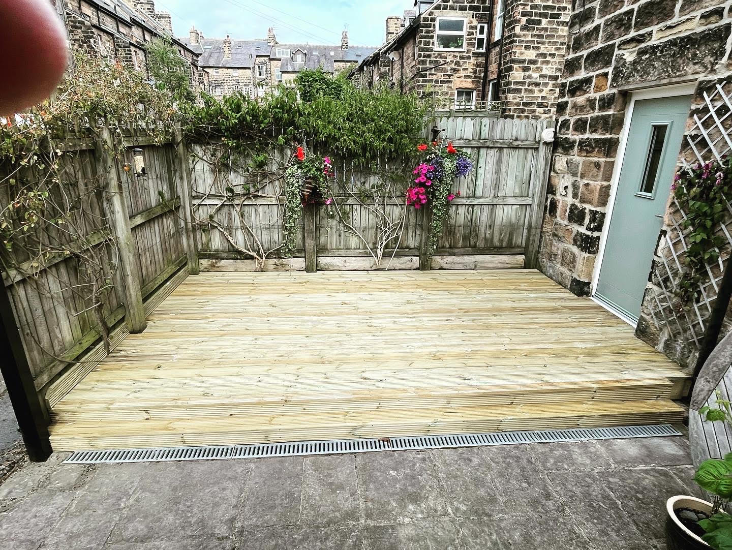 Decking Supply & Fit Harrogate Premier Fencing - Wooden decks