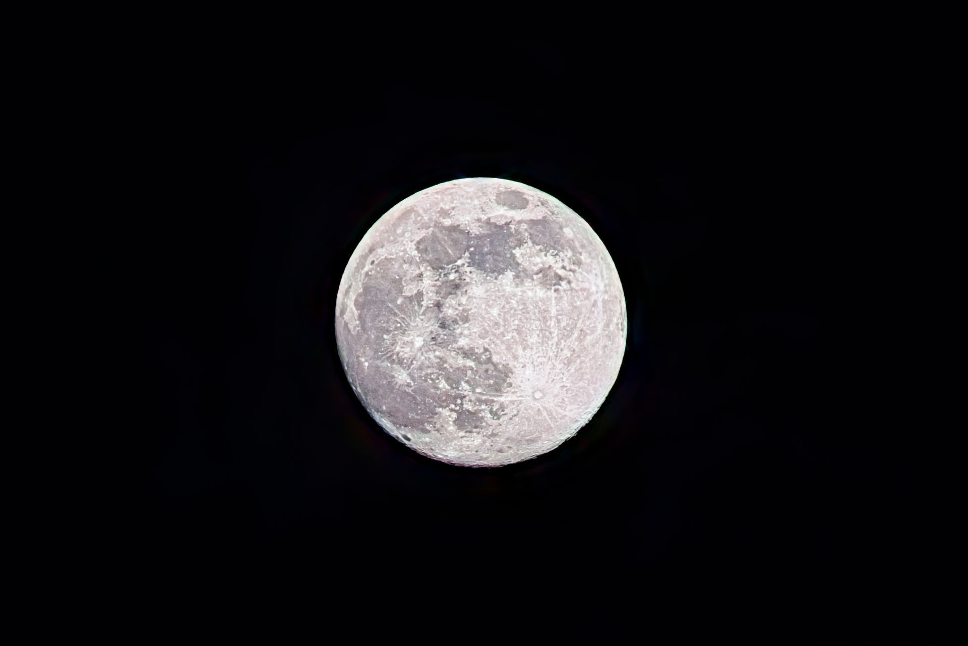 Full moon against a black night sky