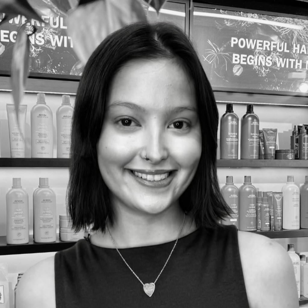 Georgie - stylist at Salon Cabelo