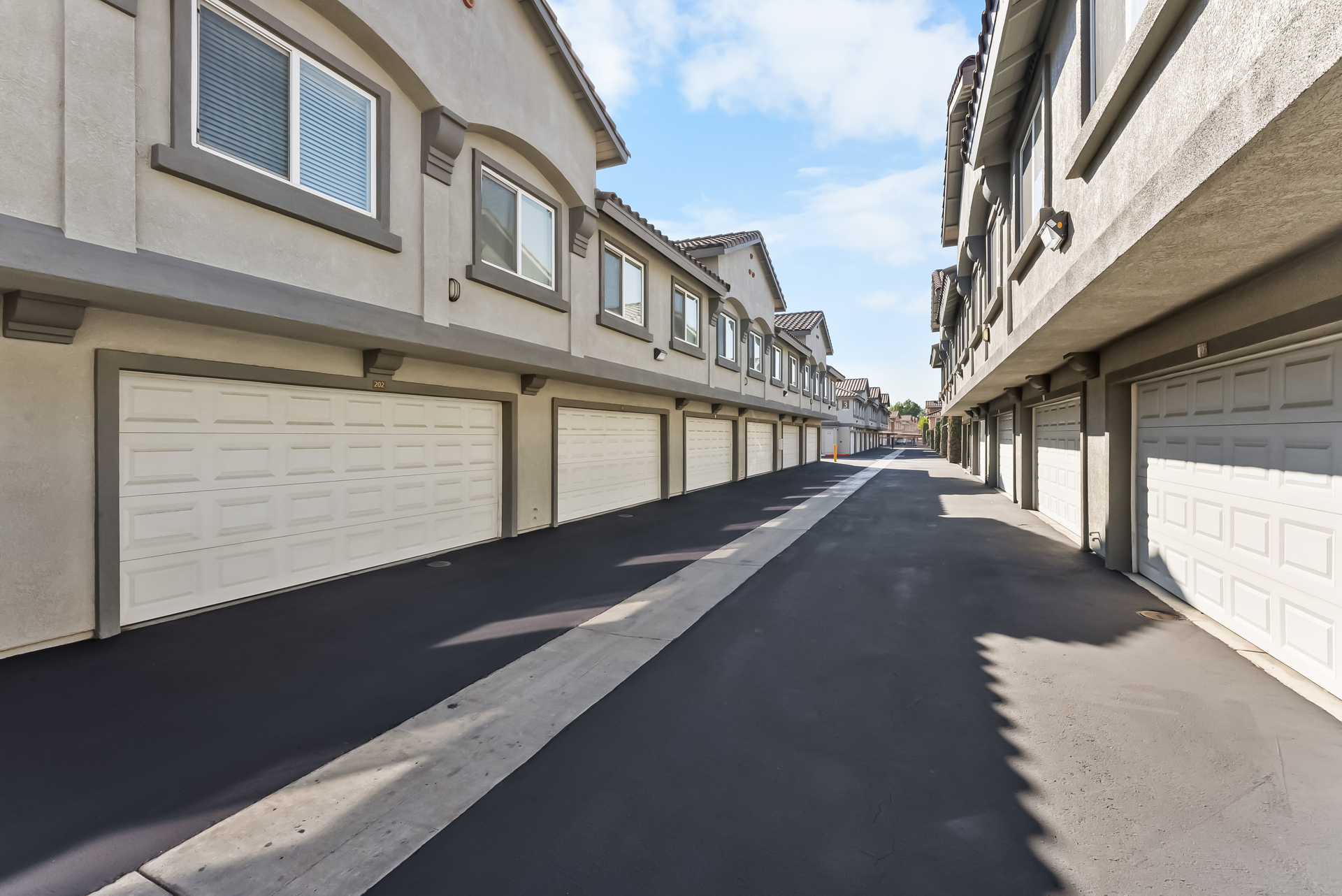 Sliding Photo Gallery Displaying Community Amenities