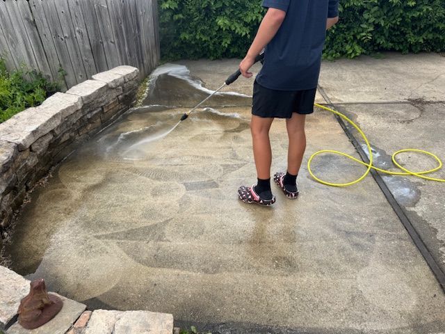 Repairing Gutter and Ajusting — Gutter installation in Chicago, Illinois Repairing Gutter and Ajusting — Gutter installation in Chicago, Illinois