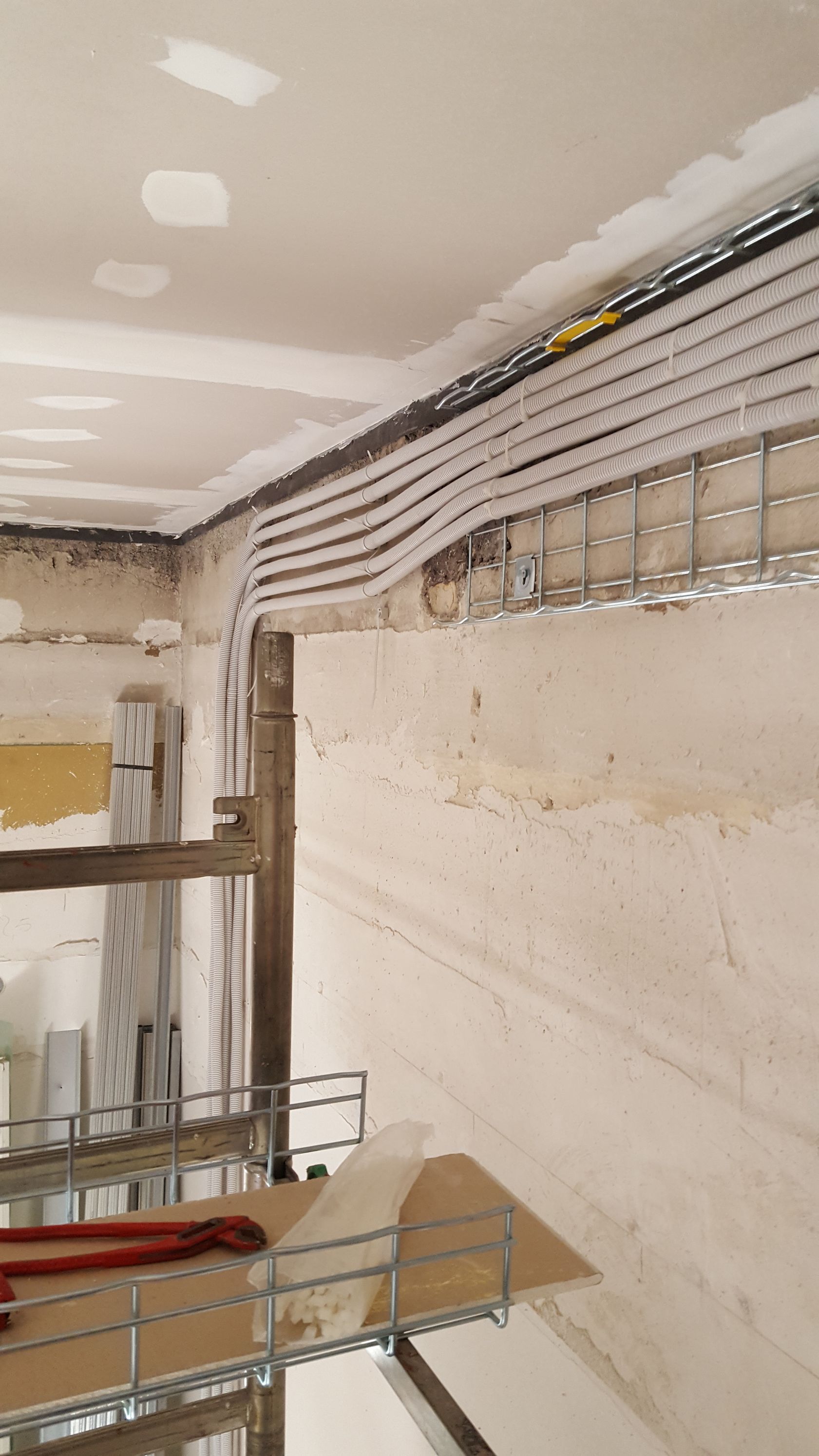 Impianti elettrici per hotel a Roma
