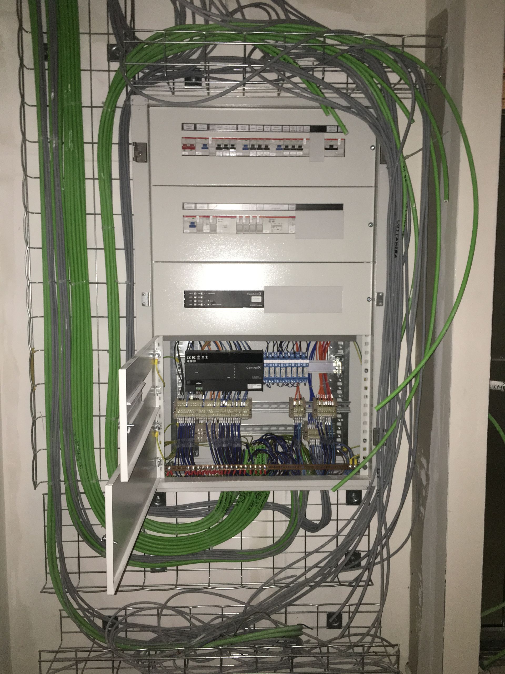 Impianti elettrici per hotel a Roma
