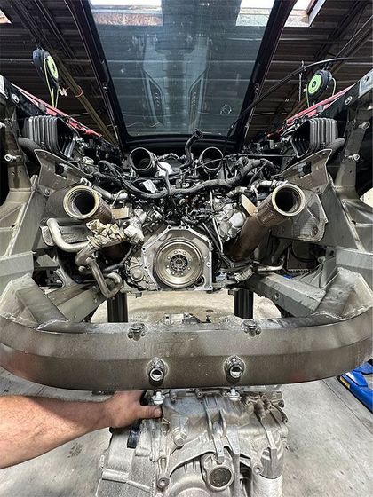 Up close to engine | Autohaus Merkle