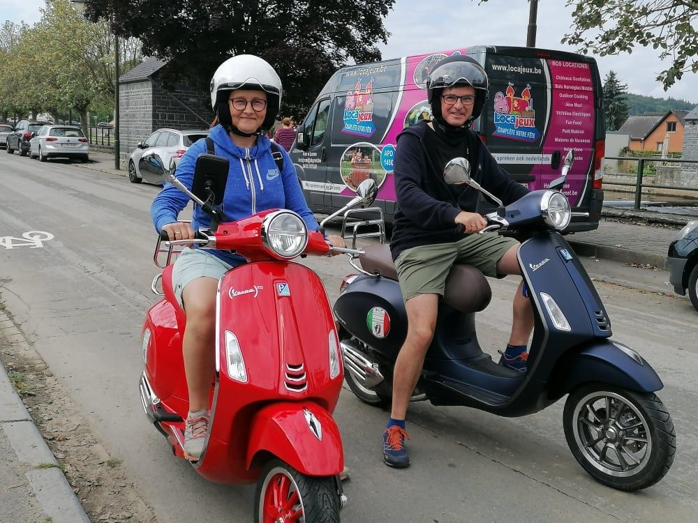 vespa scooter huren in de ardennen