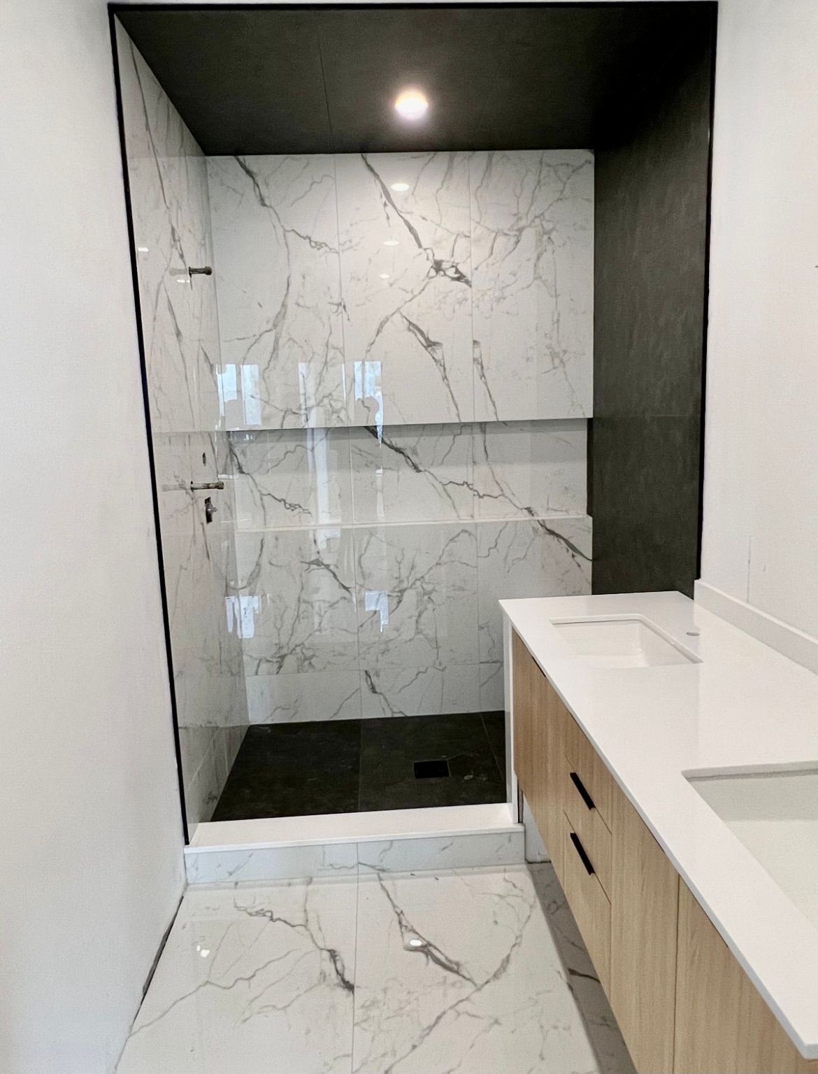 Bathroom remodel by licensed contractor in framingham MA
