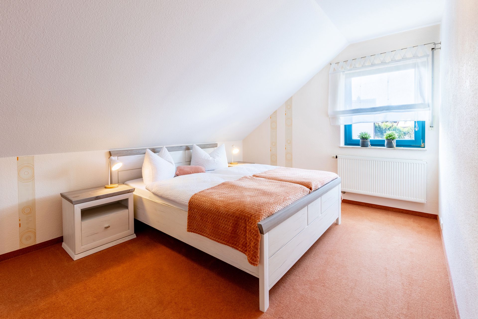 Ferienwohnung Hainleiteblick - Schlafzimmer mit Doppelbett