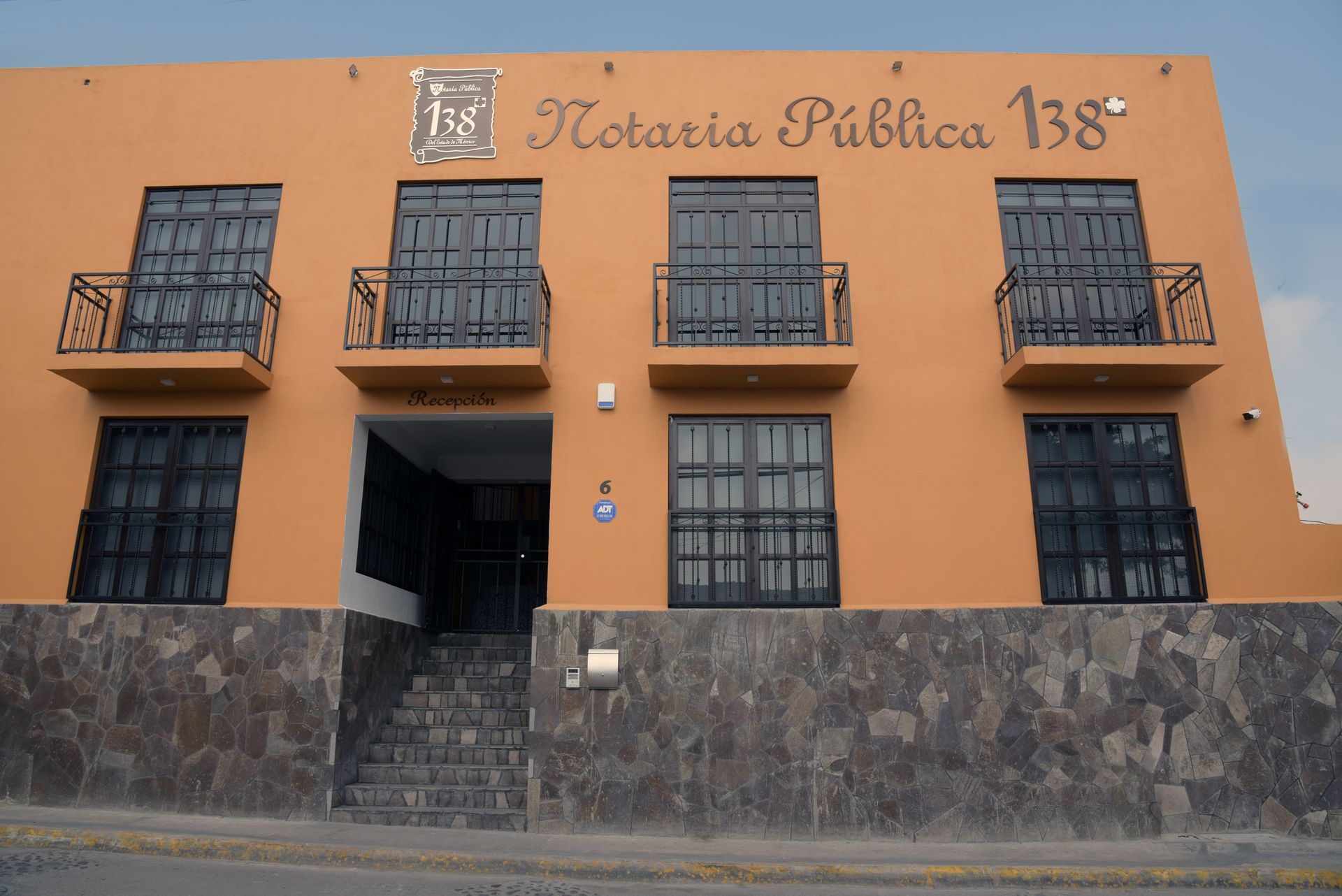 NOTARÍA 138 - instalaciones