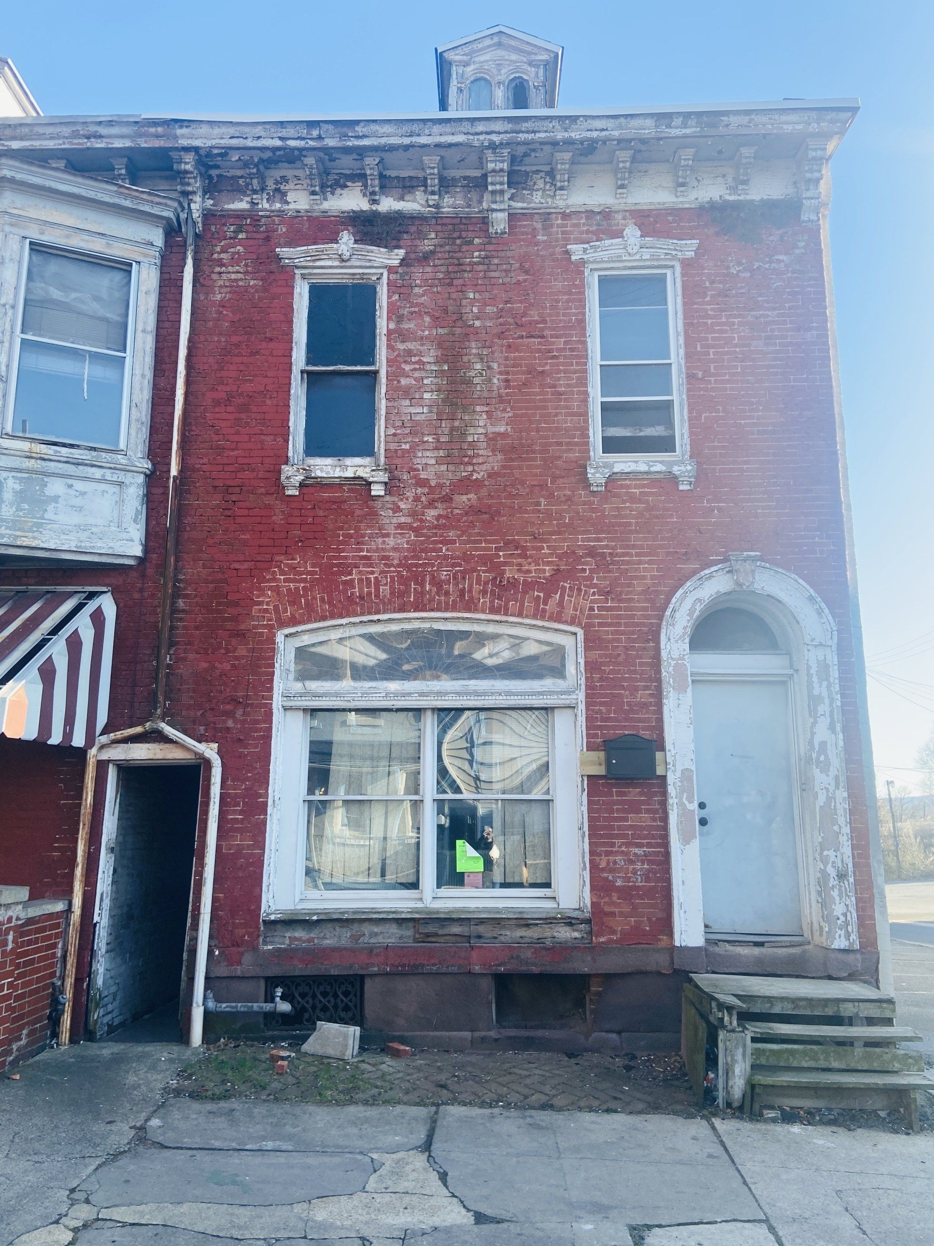 we buy houses in as is condition in Allentown PA