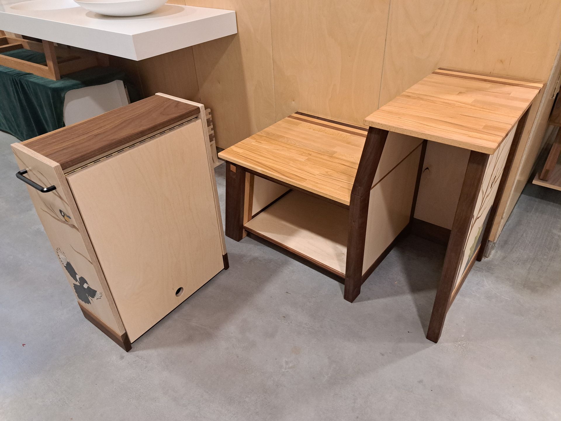 Wopke meubel tafel ingeklapt.