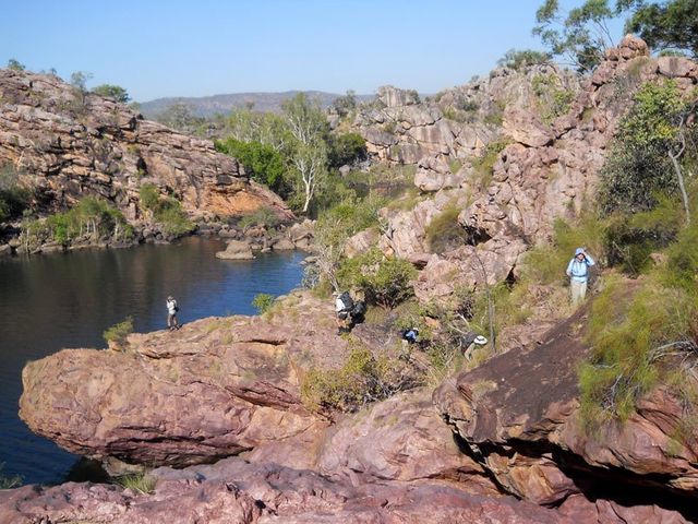 Kakadu, Jarrangbarnmi/Koolpin Gorge, hiking past the central waterfall