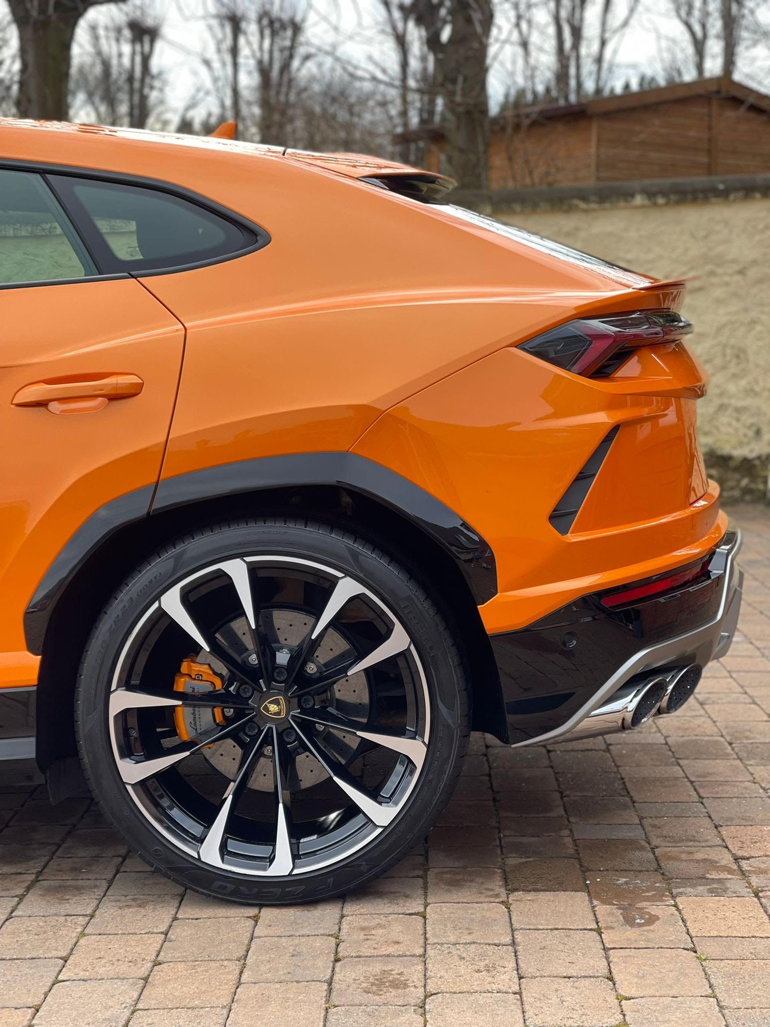 Lamborghini Urus Orange Wheels Cleaned
