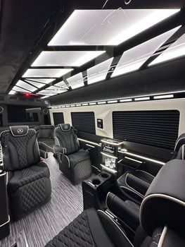 Jet Style Sprinter Limo