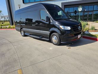 Mercedes Sprinter Limo