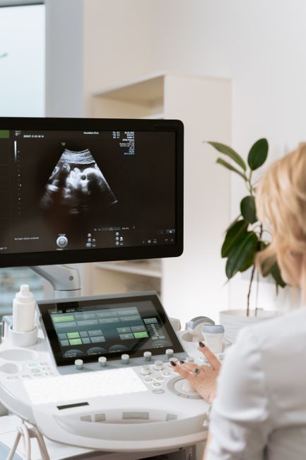 Pelvic ultrasound scan to map uterine fibroids, Hommage Women's Clinic, Gangnam, Seoul