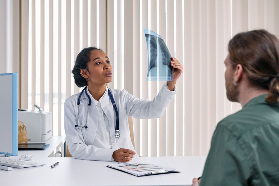 Female doctor explaining hormone test results to a patient at Hommage Women's Clinic, Gangnam, Seoul