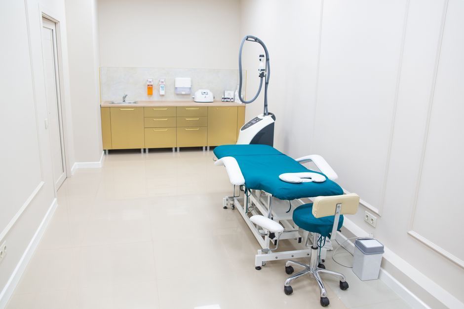 Clean treatment room for PRP vaginal rejuvenation at Hommage Women's Clinic, Gangnam, Seoul