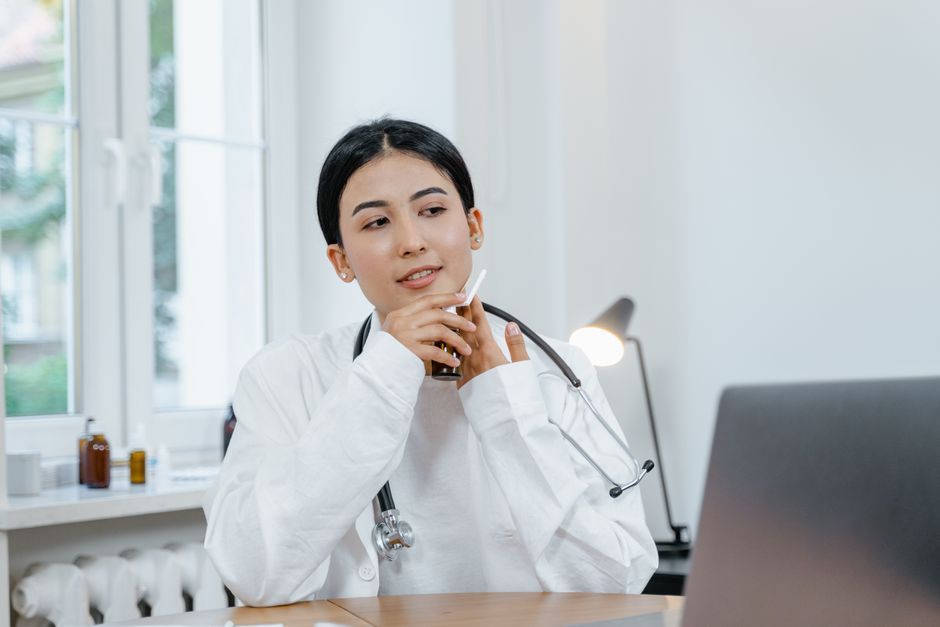 Female OB/GYN reviewing a long-term endometriosis care plan with a patient, Hommage Women's Clinic, Gangnam, Seoul