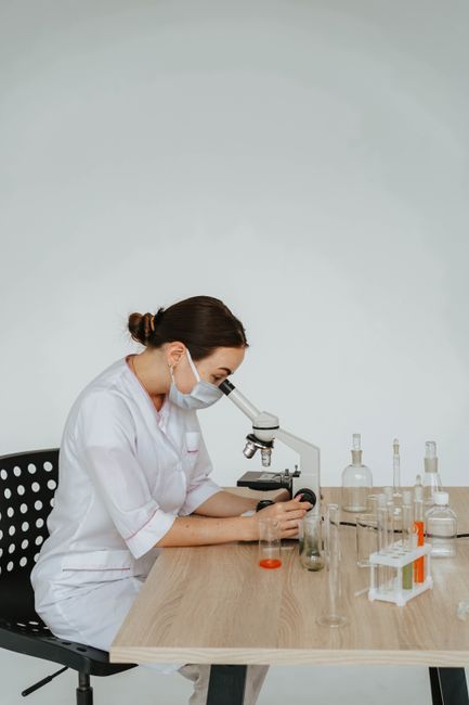 Laboratory microscopy confirming bacterial vaginosis for patients of Hommage Women's Clinic, Gangnam, Seoul