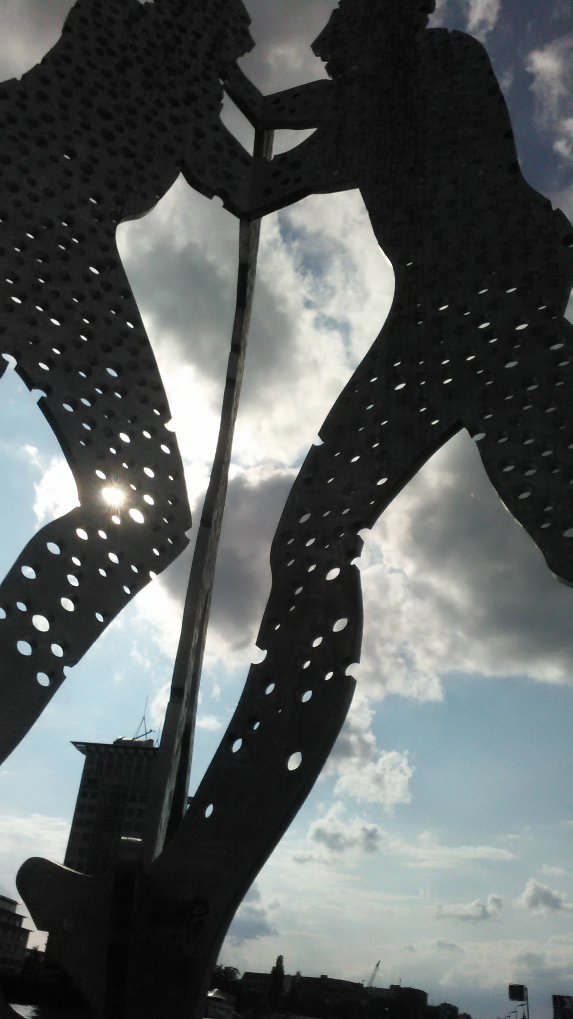 Molecule Man - view from a boat in Berlin