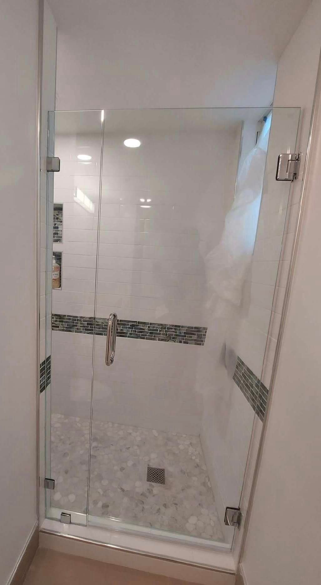 shower door 17