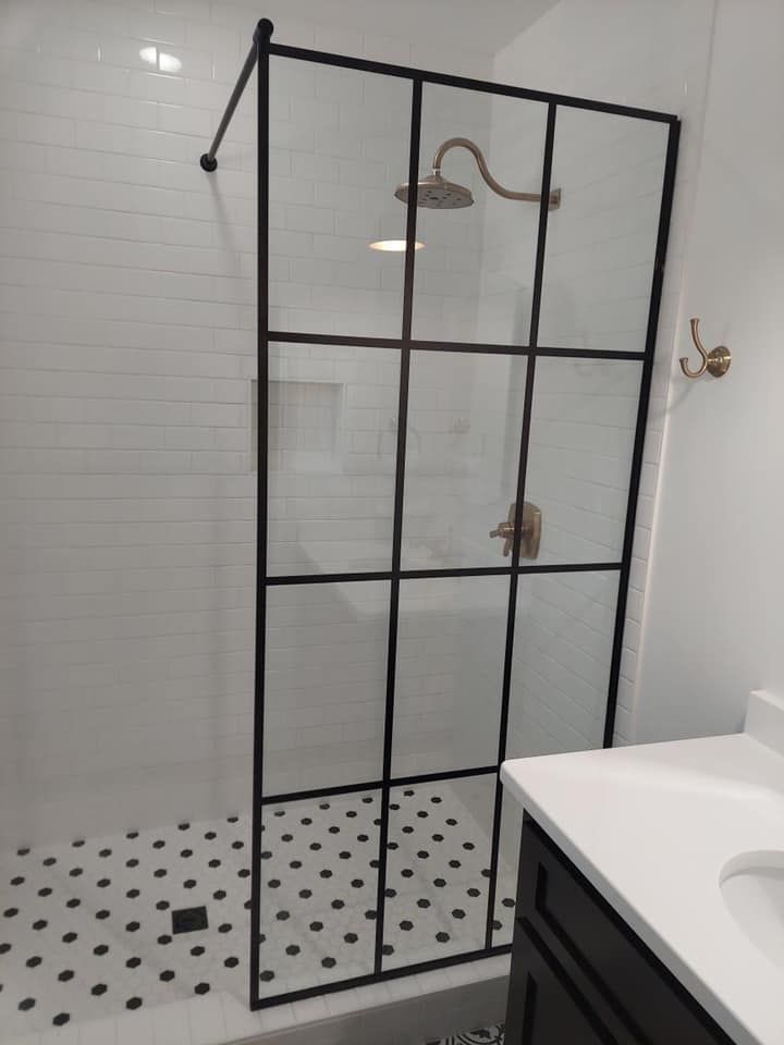 Single Panel Shower 10