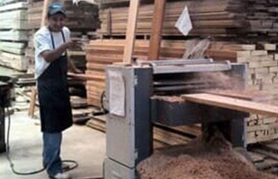 MADERAS FINAS Y MATERIALES LOS PINOS - Cedro