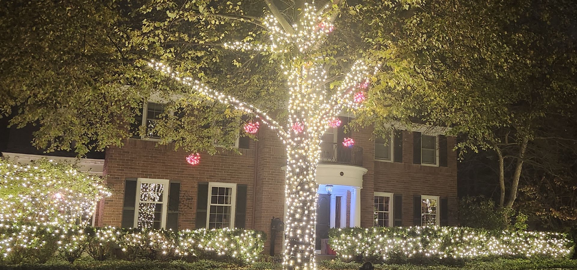 holiday lighting in greater grand rapids