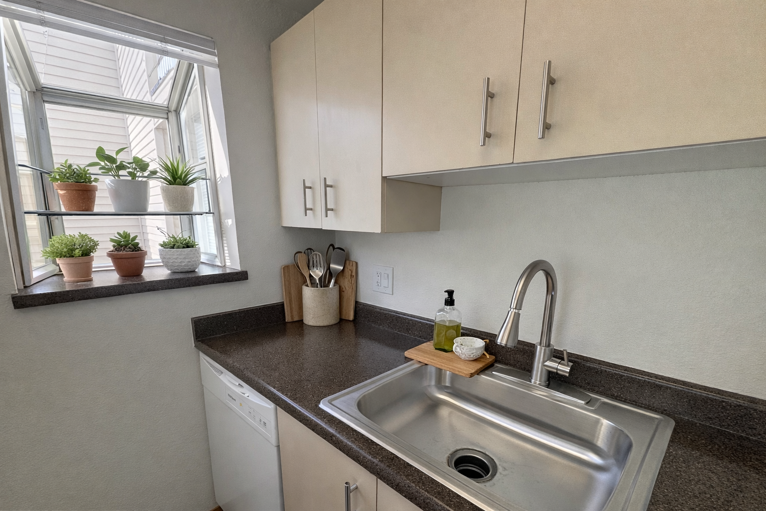 Thornton Creek Apartments